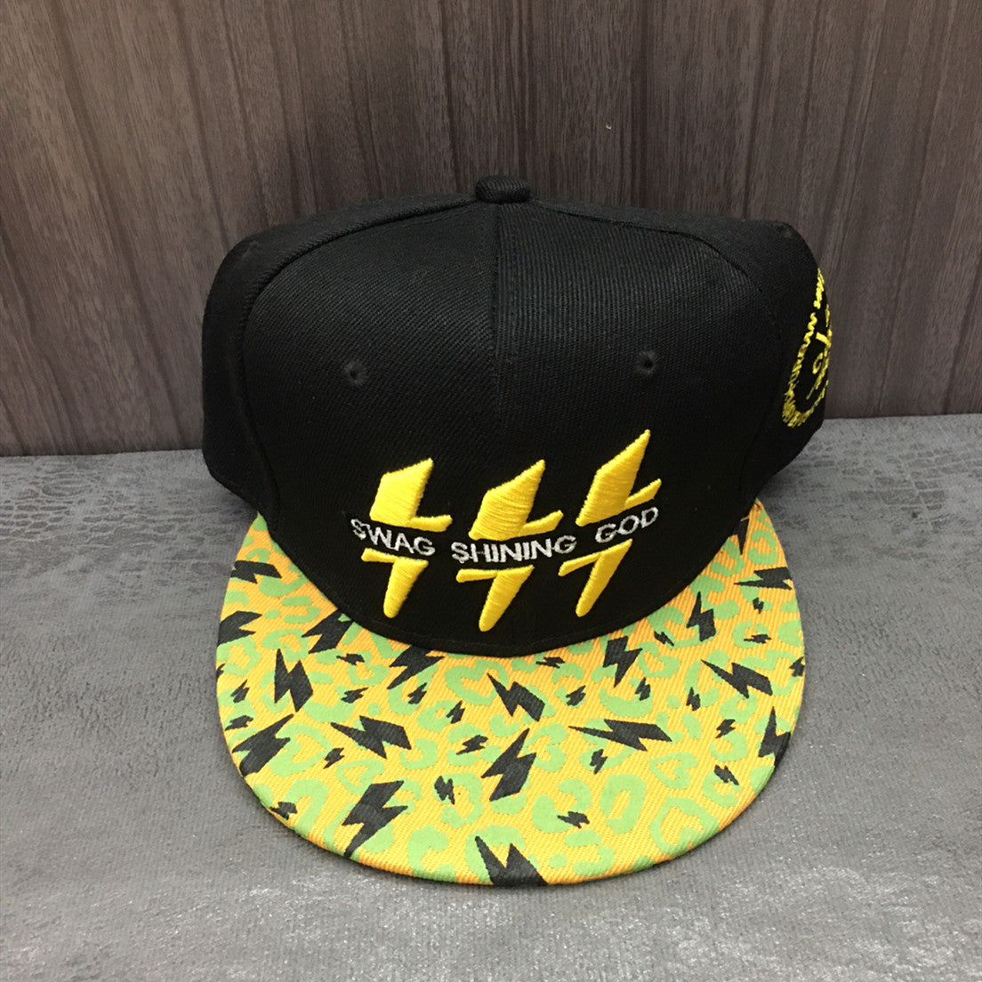 Striped Canvas Baseball Cap – Matching Casual Hat