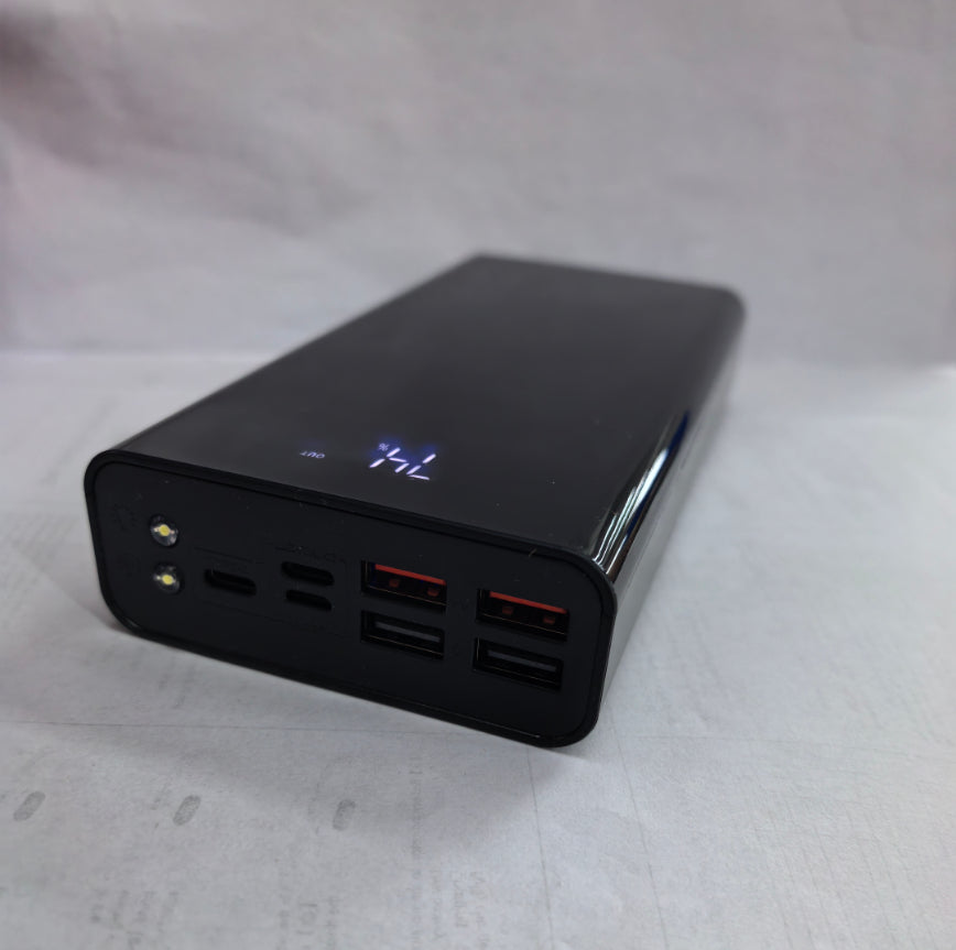 30000mAh High-Capacity Power Bank – Fast USB Charger